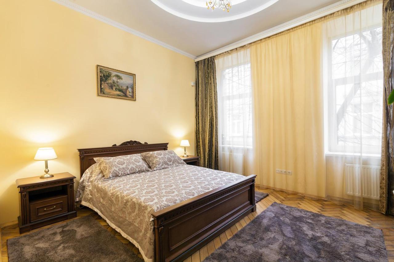 Apartment 3х комнатная уютная в центре львова