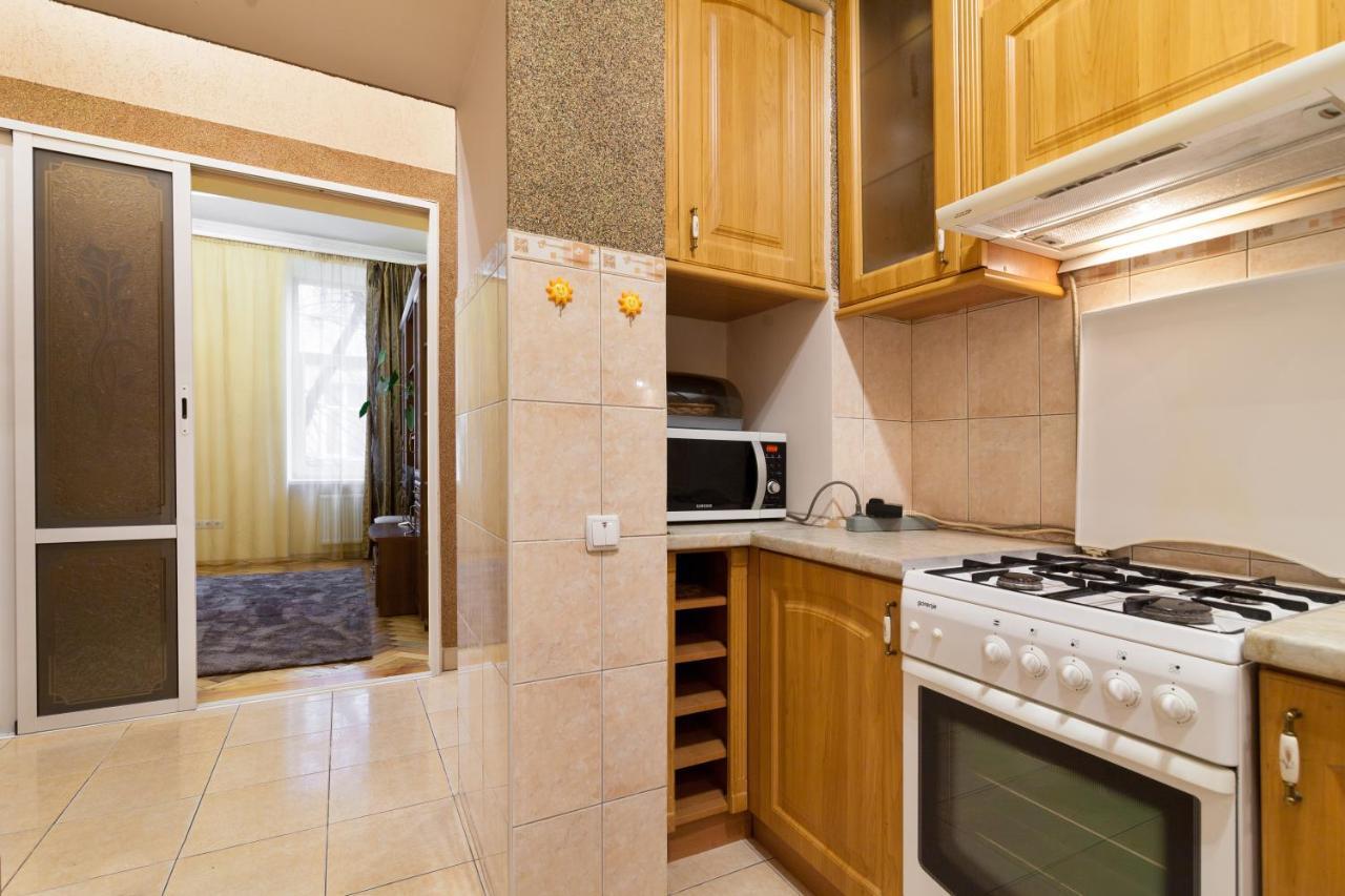 Apartment 3х комнатная уютная в центре львова