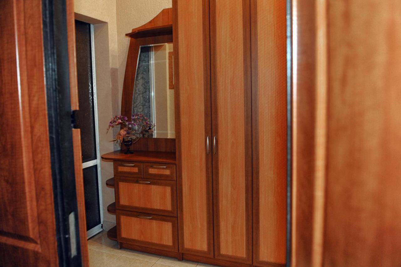 3х комнатная уютная в центре львова Apartment